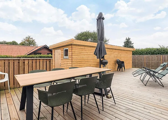 5 Person In Karrebaeksminde-by Traum *